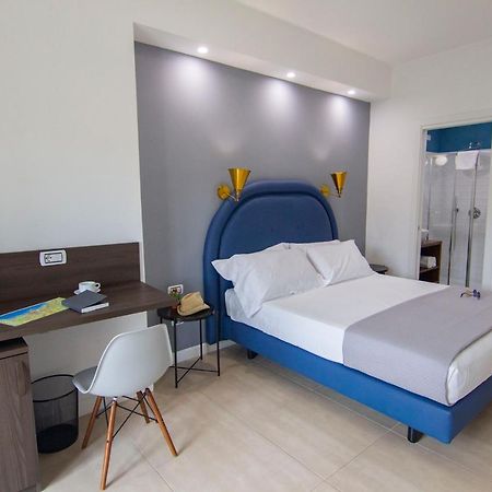 Mako Sorrento Suites Екстериор снимка