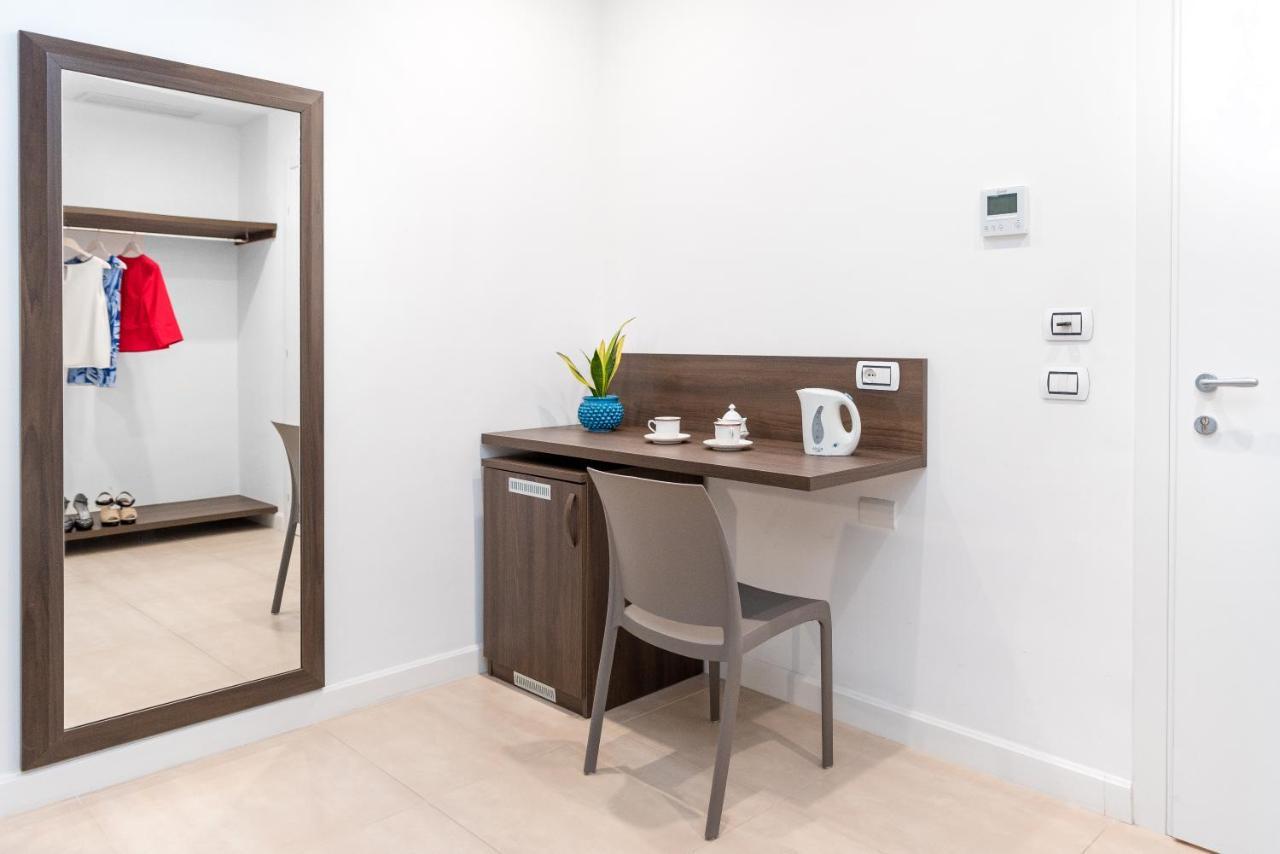 Mako Sorrento Suites Екстериор снимка